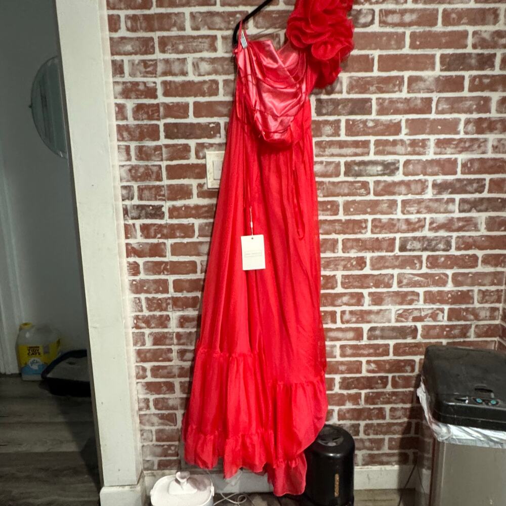 NWT Mac Duggal Ruffled One Shoulder Asymmetrical Gown Hot Pink Fuschia Size 6 - Picture 5 of 10